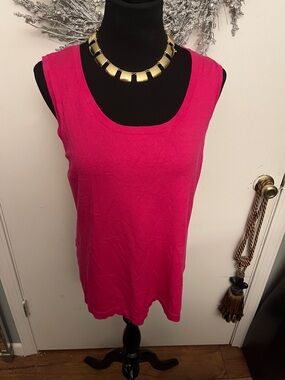 Chico's Bright Fuchsia Scoop Neck Tank